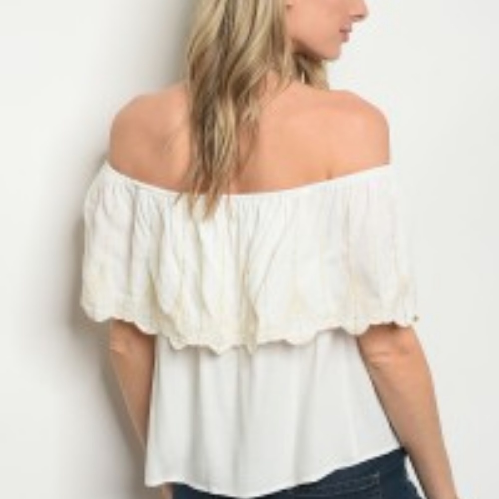 Trendy Off the Shoulder Flowy Embroidered Top - Picture 4 of 6